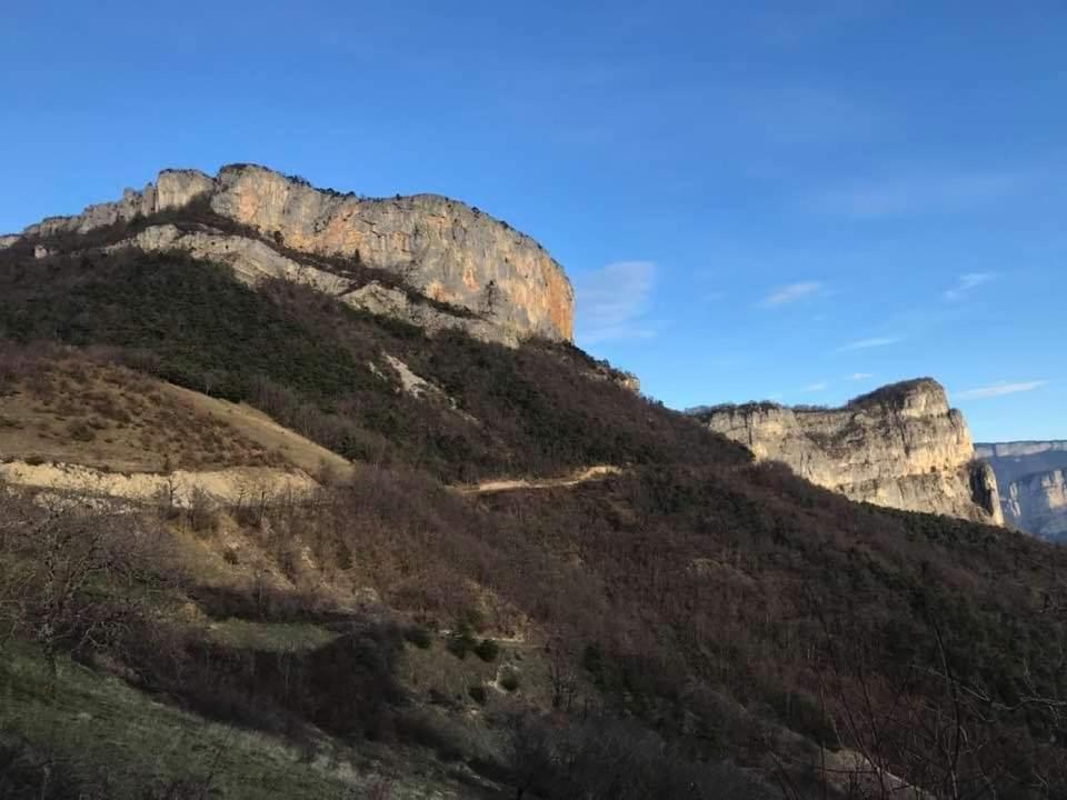 L'Echevine En Vercors Echevis Luaran gambar